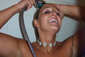 A blonde with curvaceous forms showed a peasant boobs and not only. Part 3. Thumb 9