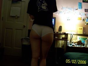 Passionate minx dances striptease in nature with a snake. Thumb 32