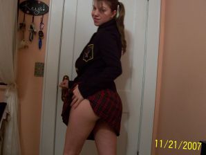 Passionate minx dances striptease in nature with a snake. Thumb 37