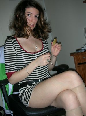 A young woman in red drank and undressed on camera. Thumb 24