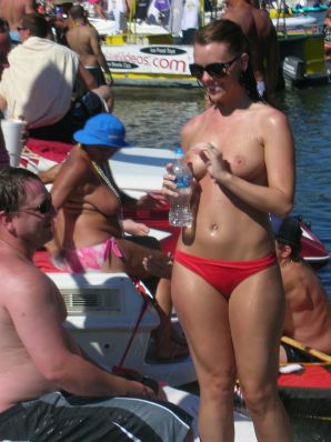 A pretty blonde is laid bare in the toilet and spreads her legs in bed. Part 4. Thumb 32