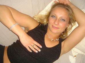 Cute blonde in pink panties showed tight boobs. Part 3. Thumb 22