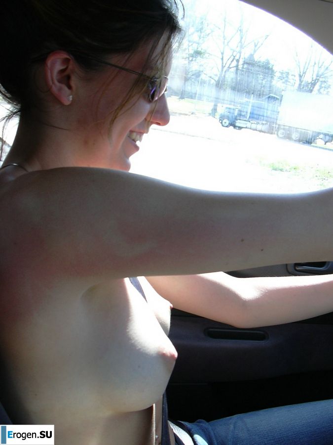 A young woman in red drank and undressed on camera. Part 2. Photo 19