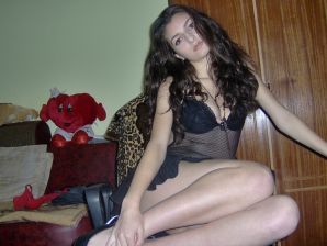 Oriental beauty shows the ass in clothes and without. Part 2. Thumb 36