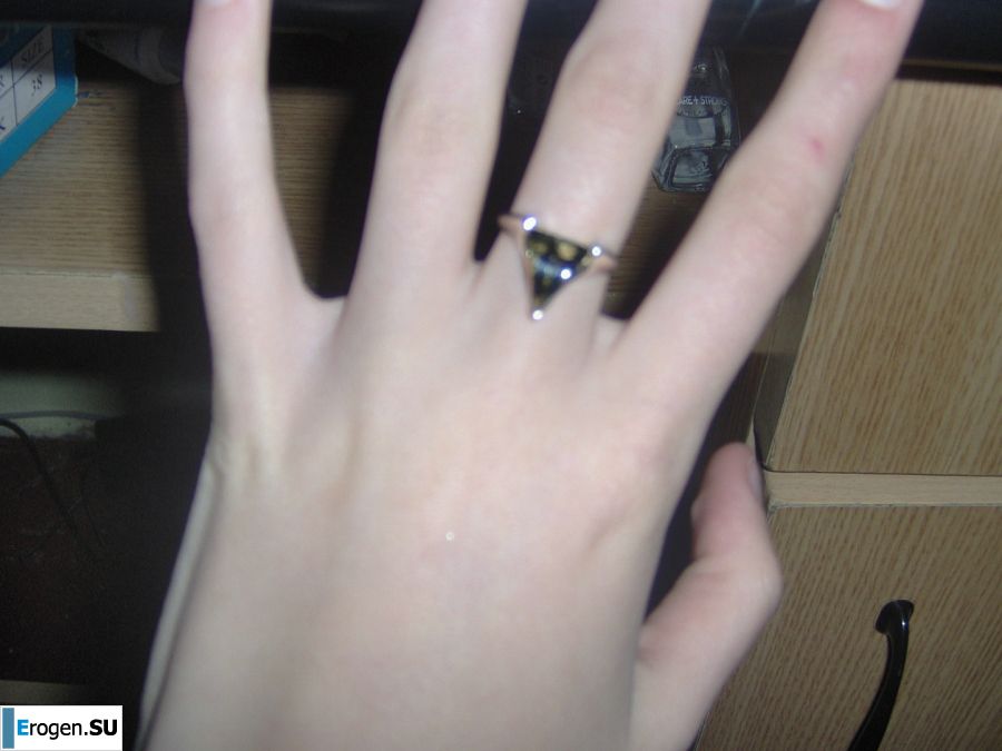 Charming chernovlaska makes a boner to her boyfriend. Photo 26