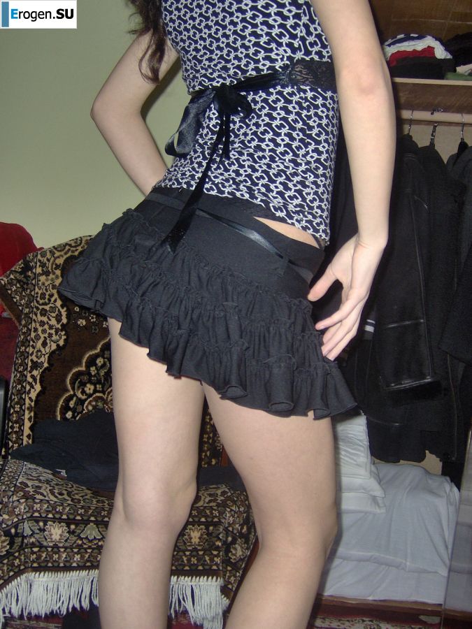 Charming chernovlaska makes a boner to her boyfriend. Photo 31