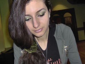 Oriental beauty shows the ass in clothes and without. Part 4. Thumb 10