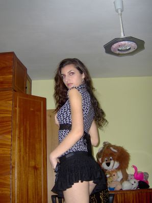 Oriental beauty shows the ass in clothes and without. Part 4. Thumb 32