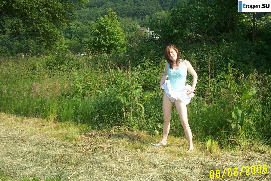 Student took off her panties and showed her wet labia. Part 3. Photo 4