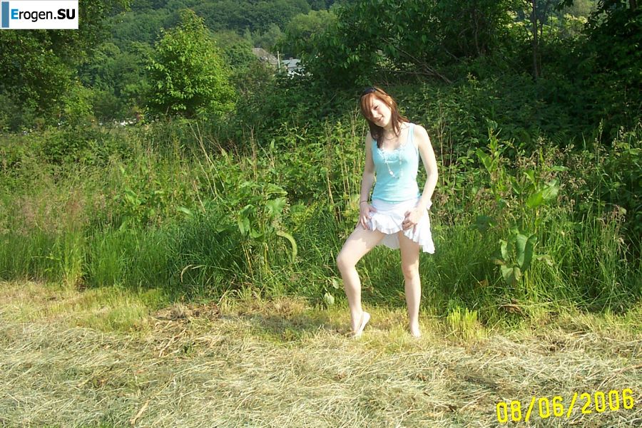 Student took off her panties and showed her wet labia. Part 3. Photo 5