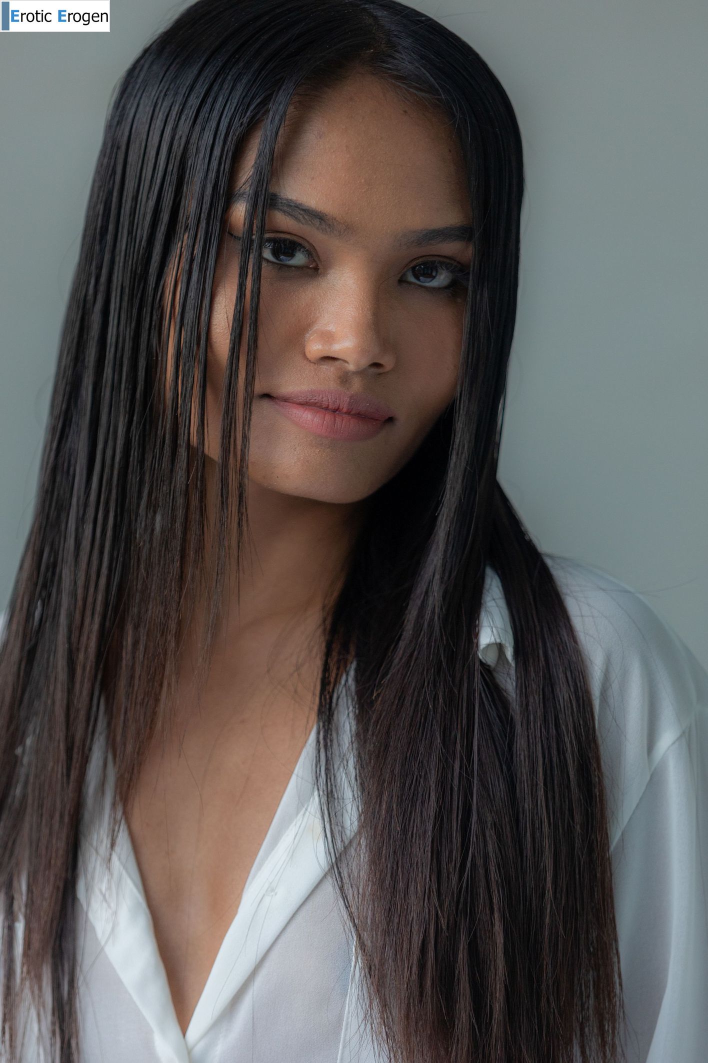 Lukpla in Lazy Morning. Picture 2