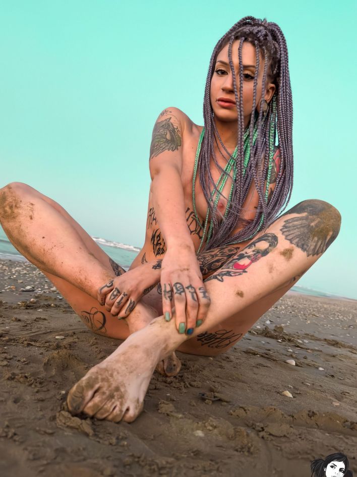 Xiel in When The Sun Goes Down. Thumb 40