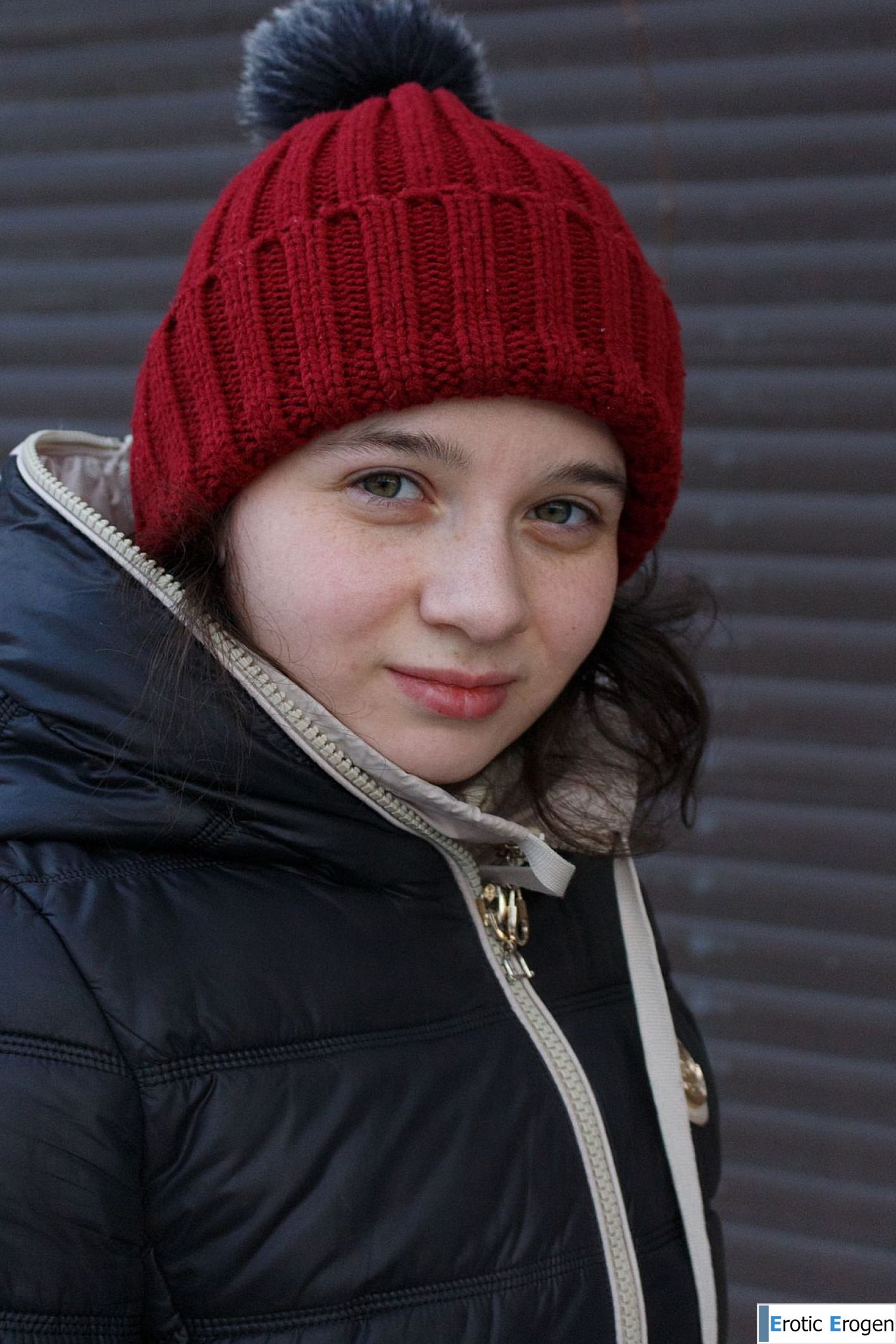 Tasia Loomer in Cold Cuddles Cafe. Picture 1