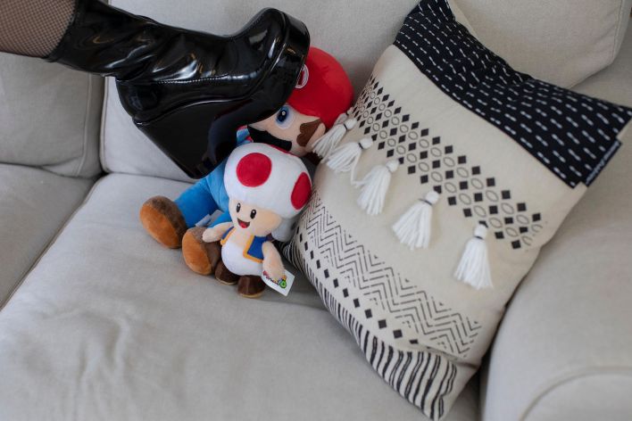 Kailee in Ill Conquer You. Thumb 7