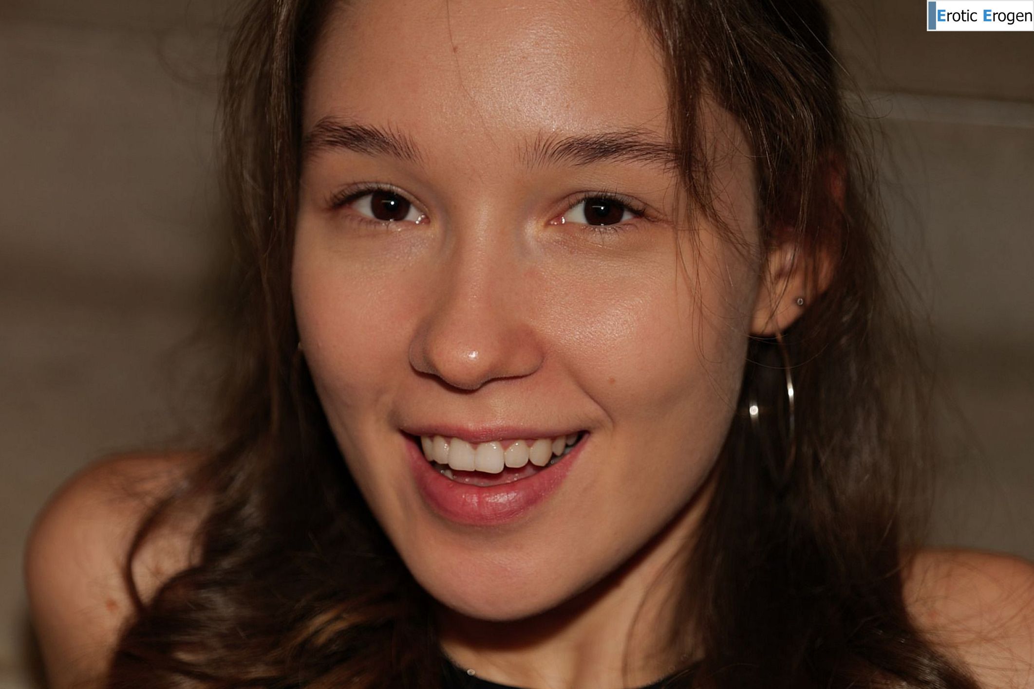 Sayah Heaney in Euro Dating. Picture 29