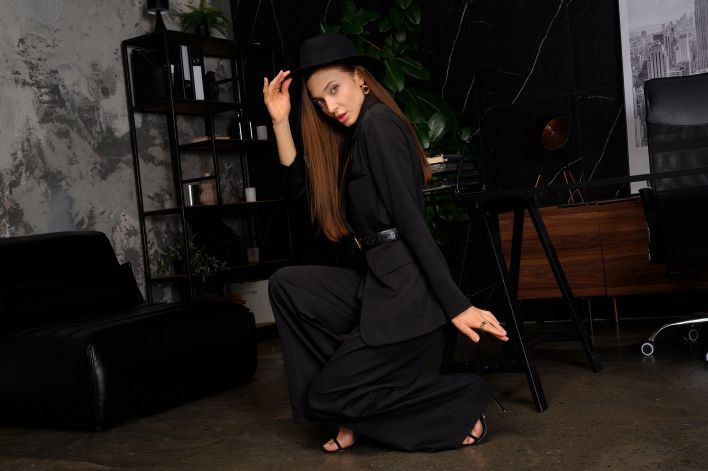 Mariana in Gotham. Thumb 4