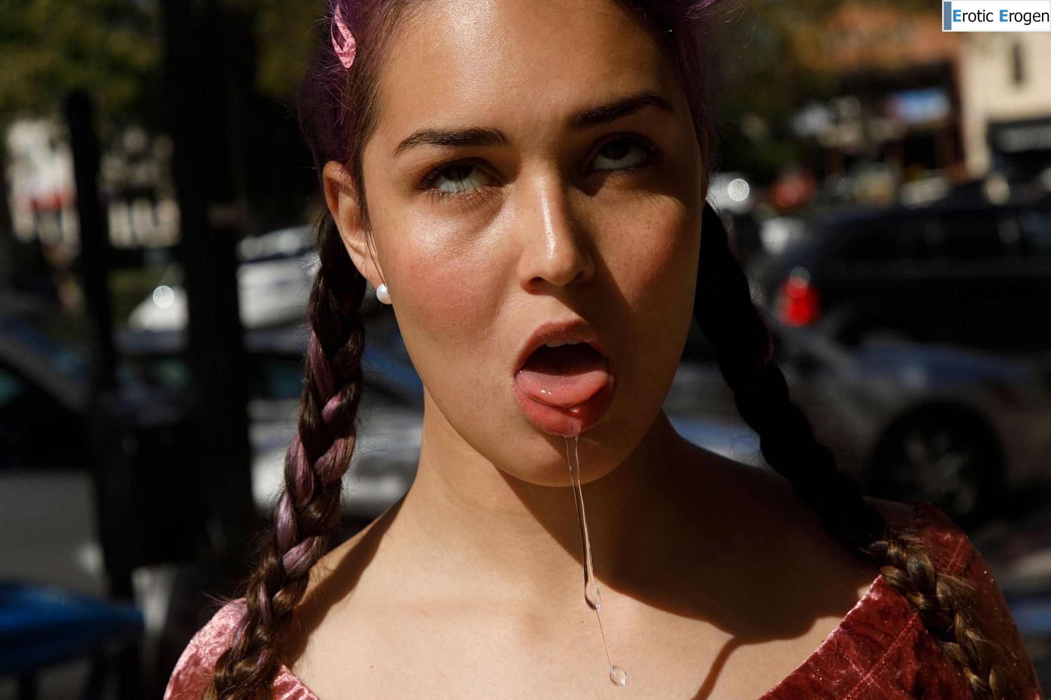  Bubble Butt Venus in Holiday Cake. Picture 26