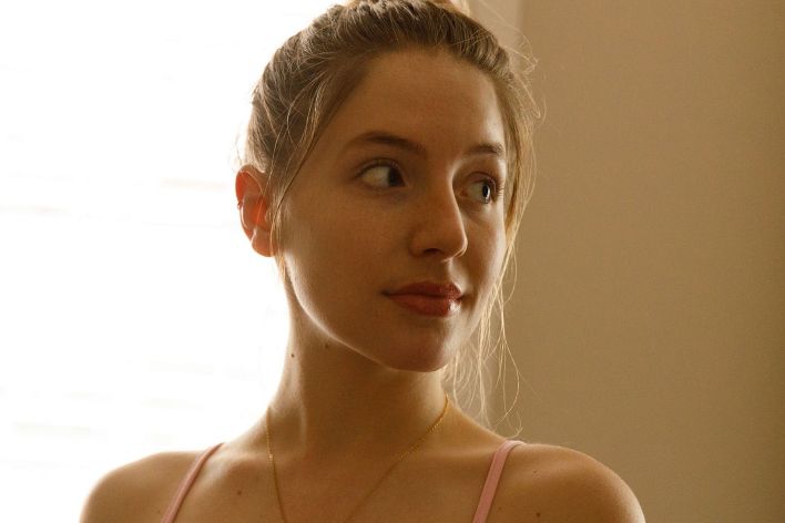 Rian Starber in Rooftop Tiktok. Thumb 1