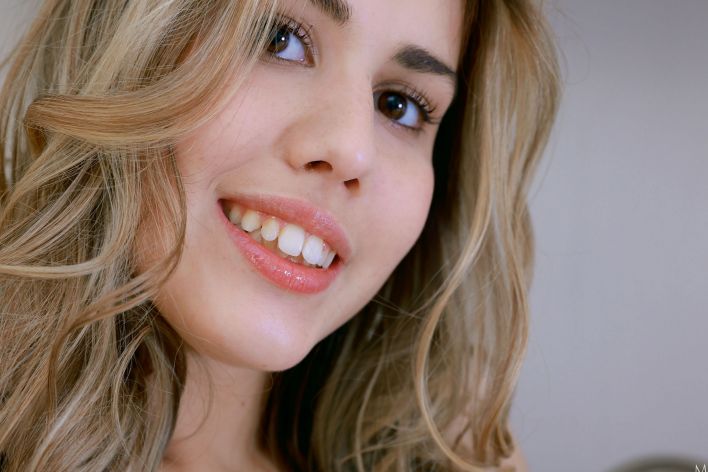 Marta Bella in Private Room. Thumb 10