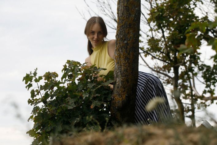 Ariel Gossimer in Tease By The Sea 2. Thumb 3