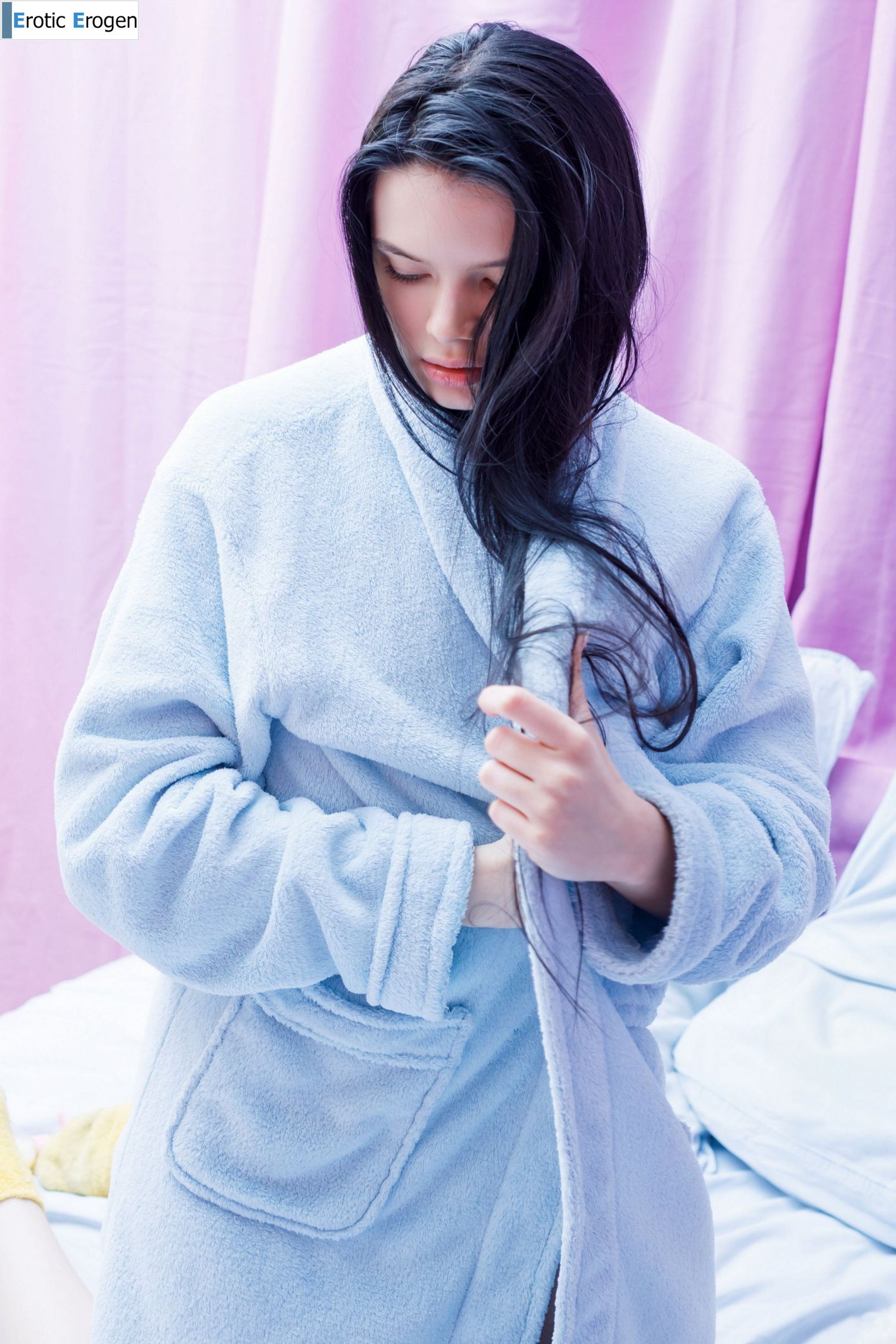 Ariana Mun in Casameu. Picture 1