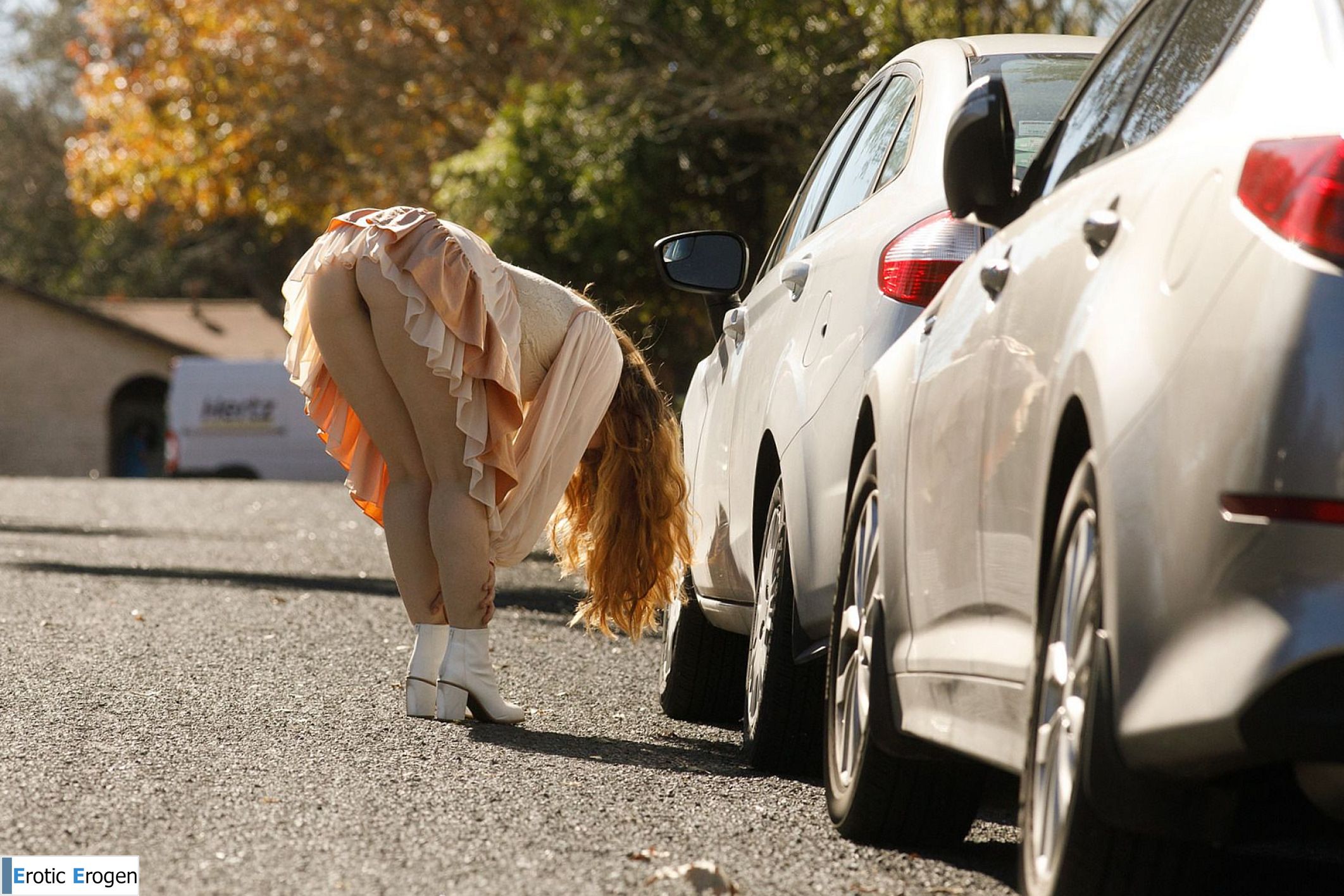 Greta Yarbrough in Dress Sesh. Picture 15