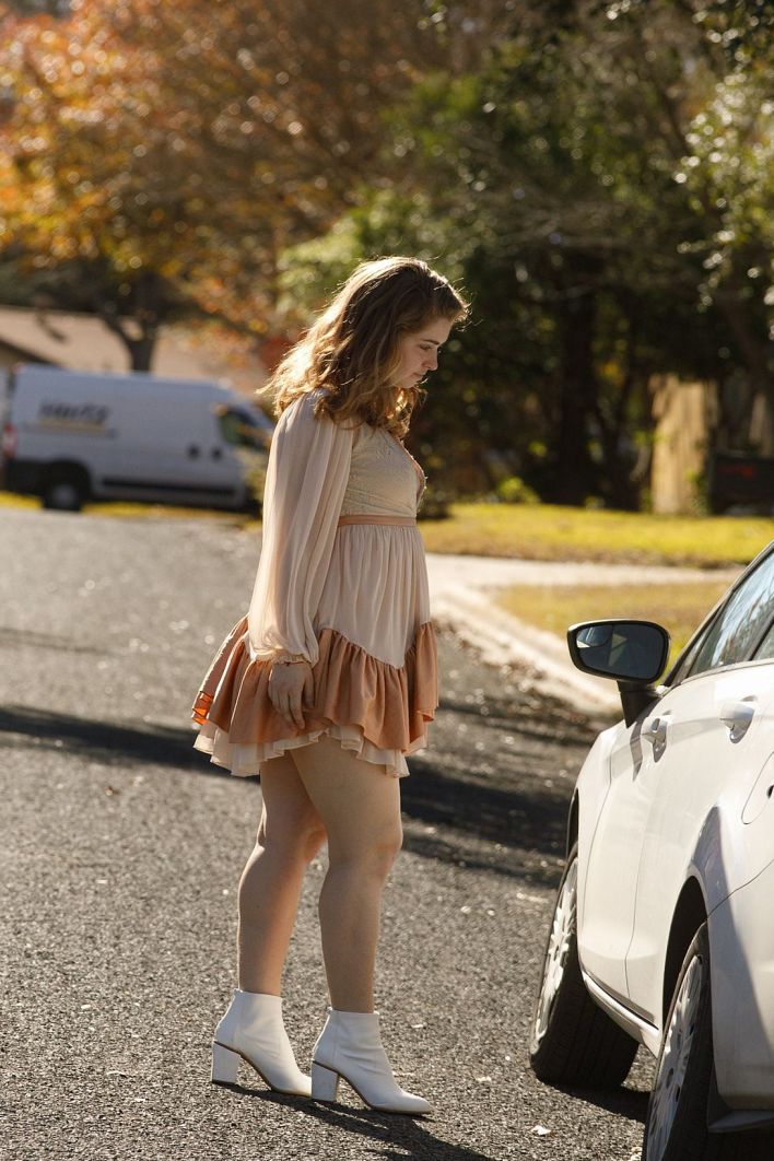 Greta Yarbrough in Dress Sesh. Thumb 13