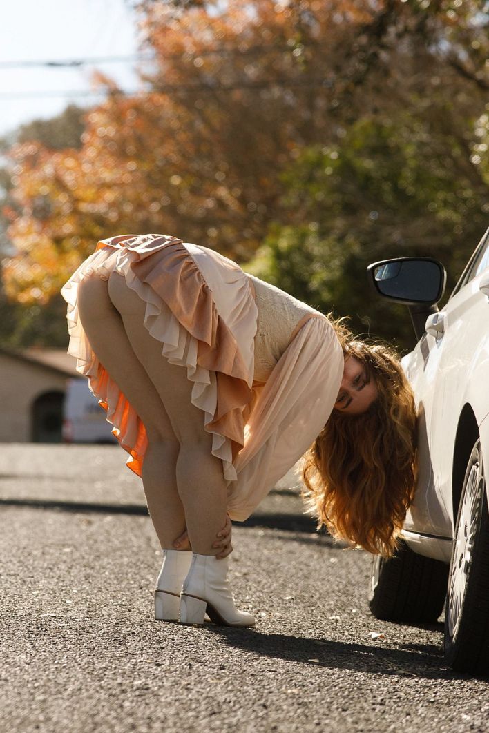Greta Yarbrough in Dress Sesh. Thumb 16