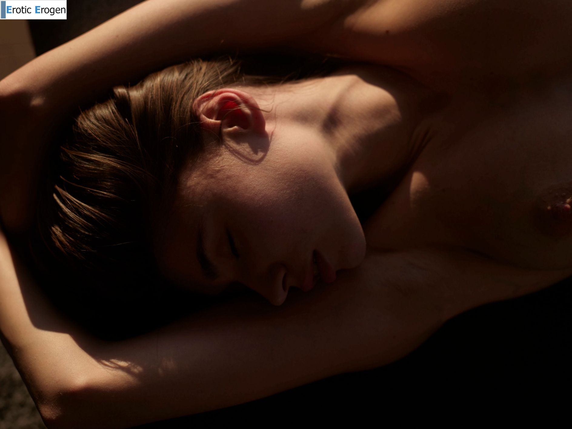 Anna L in Art Nudes. Фото 35