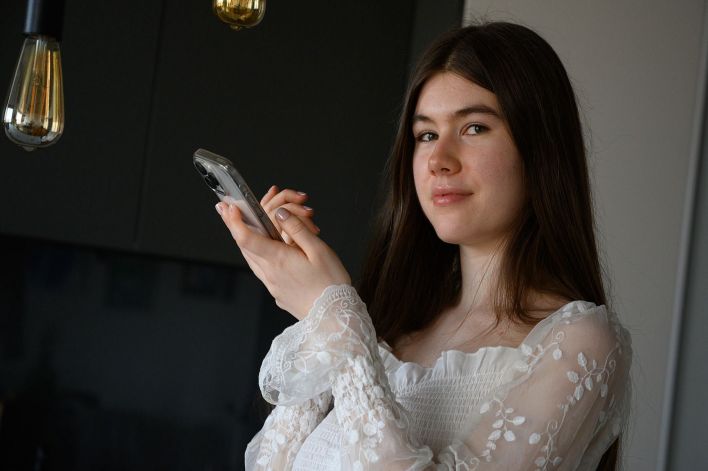 Yvain Cormich in Shy Times 1. Thumb 12