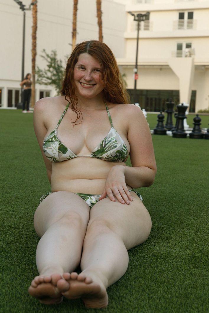 Bess Burton in Vegas Vacay 2. Thumb 18