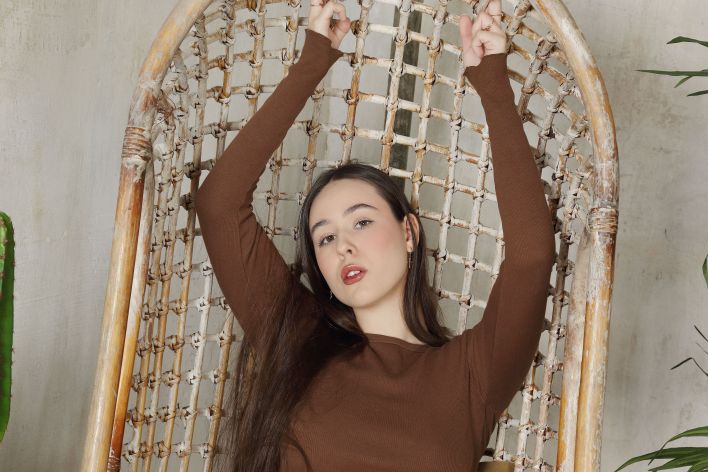 Emily Eliot in Please Myself. Thumb 1