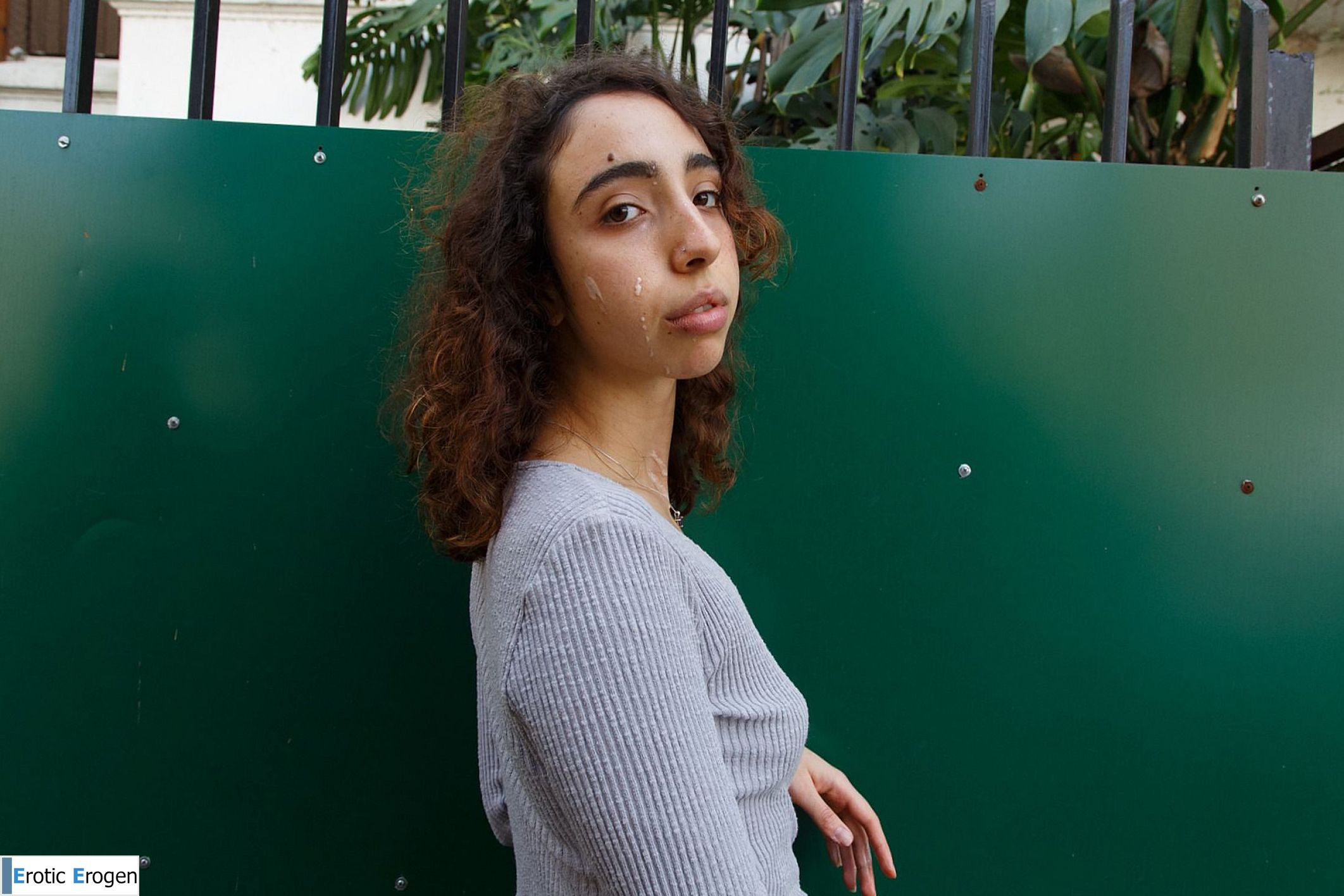 Zoe And Emma in Cafe Orno 1. Фото 28