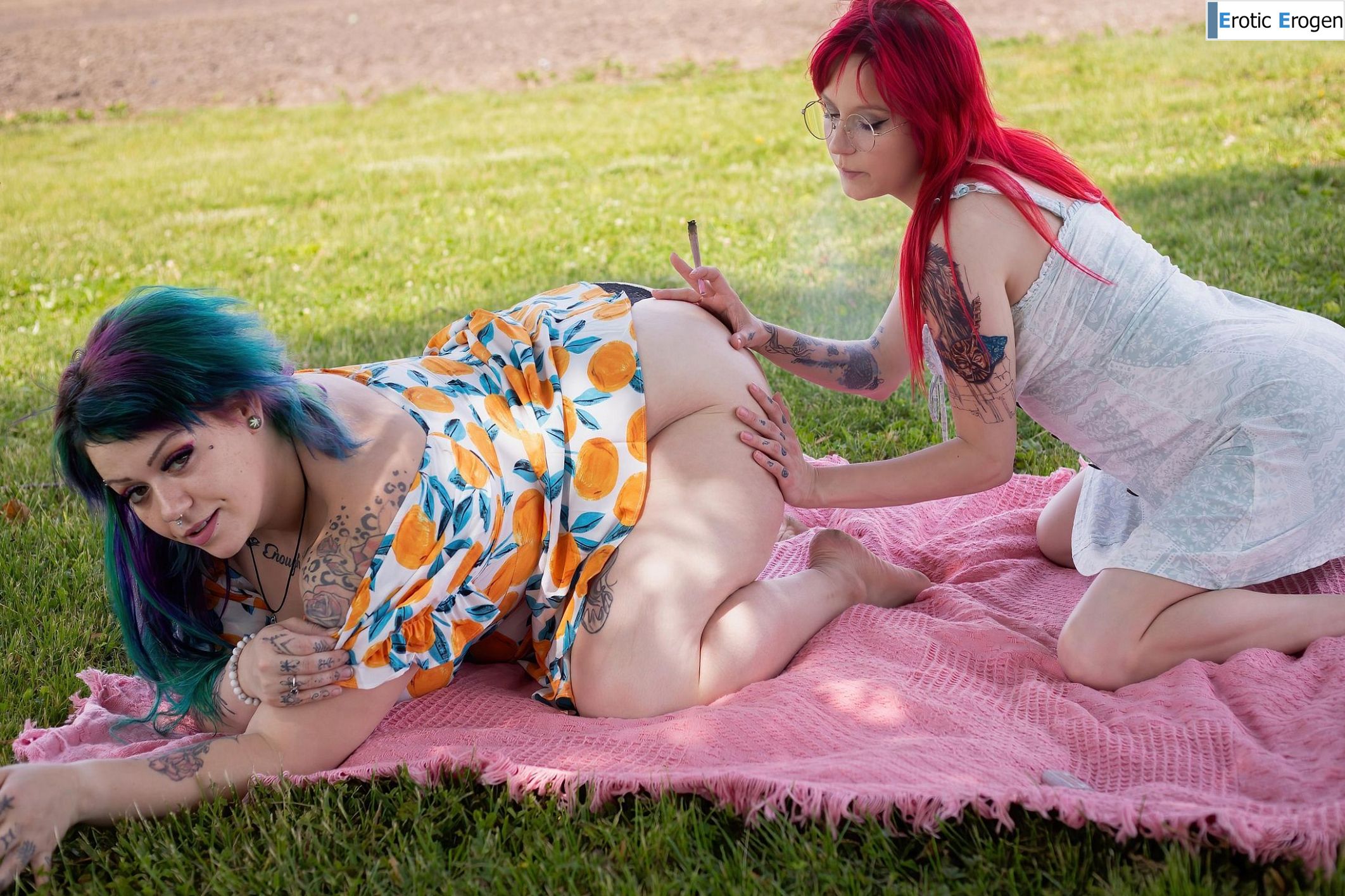 Ellieehaze in Best Buds. Picture 12