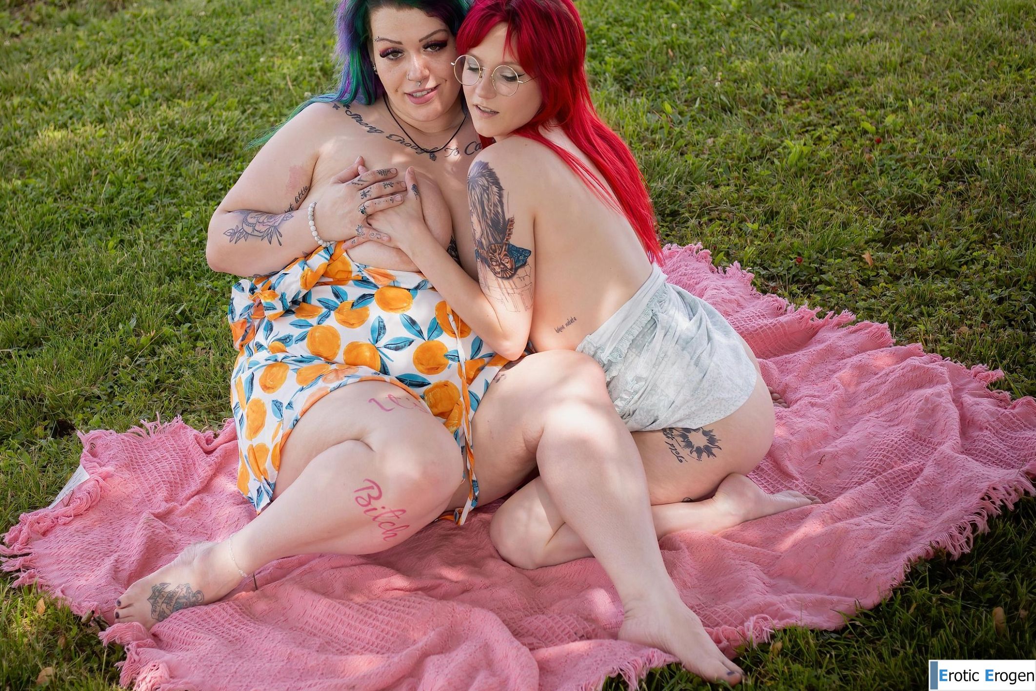 Ellieehaze in Best Buds. Picture 27