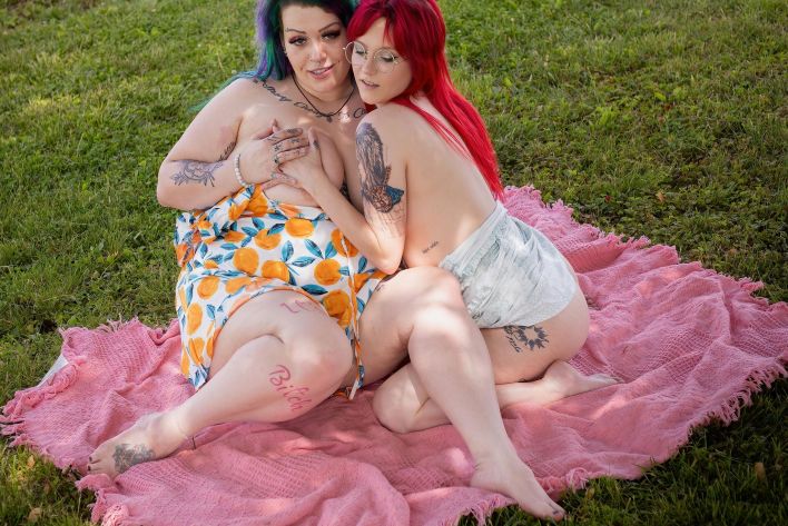 Ellieehaze in Best Buds. Thumb 27