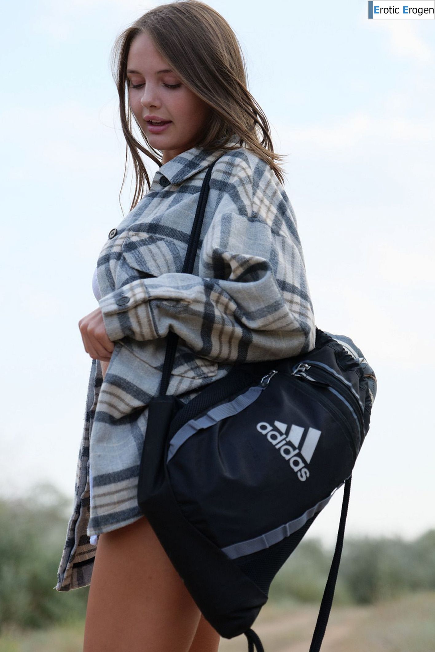 Olya Derkach in Roaming Minutes. Picture 9