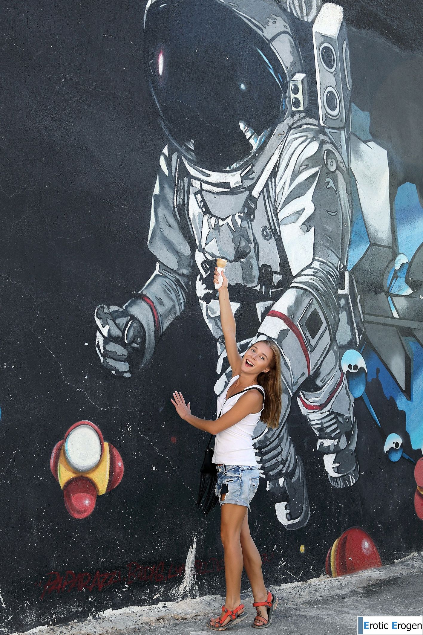 Karissa Diamond in Postcard From Paphos. Picture 10