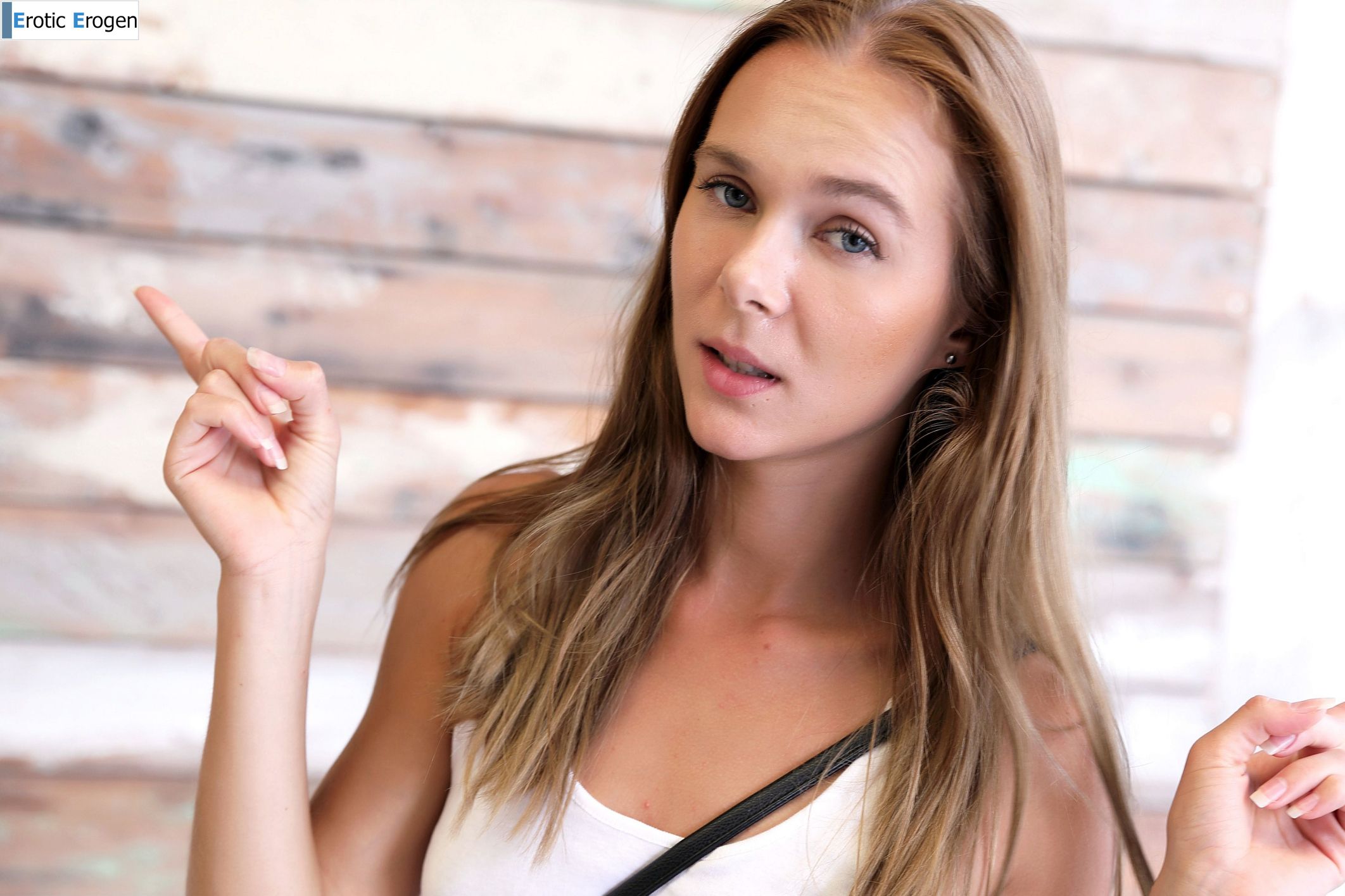 Karissa Diamond in Postcard From Paphos. Picture 20