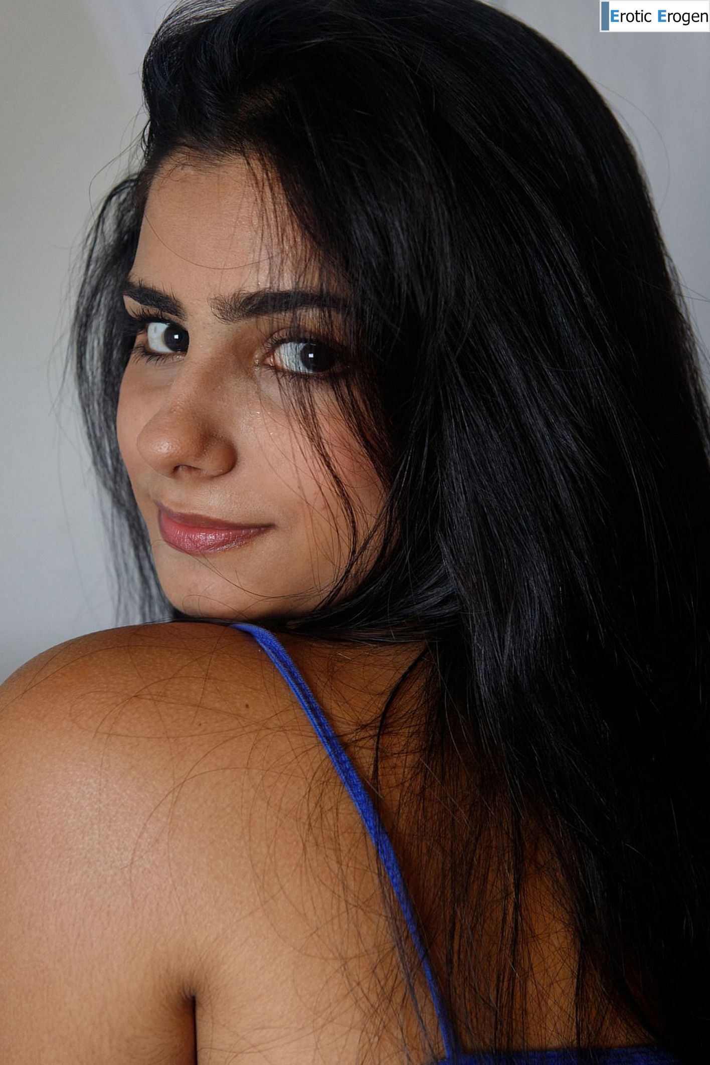 Lissa Mendez in Loose Blues 1. Picture 8