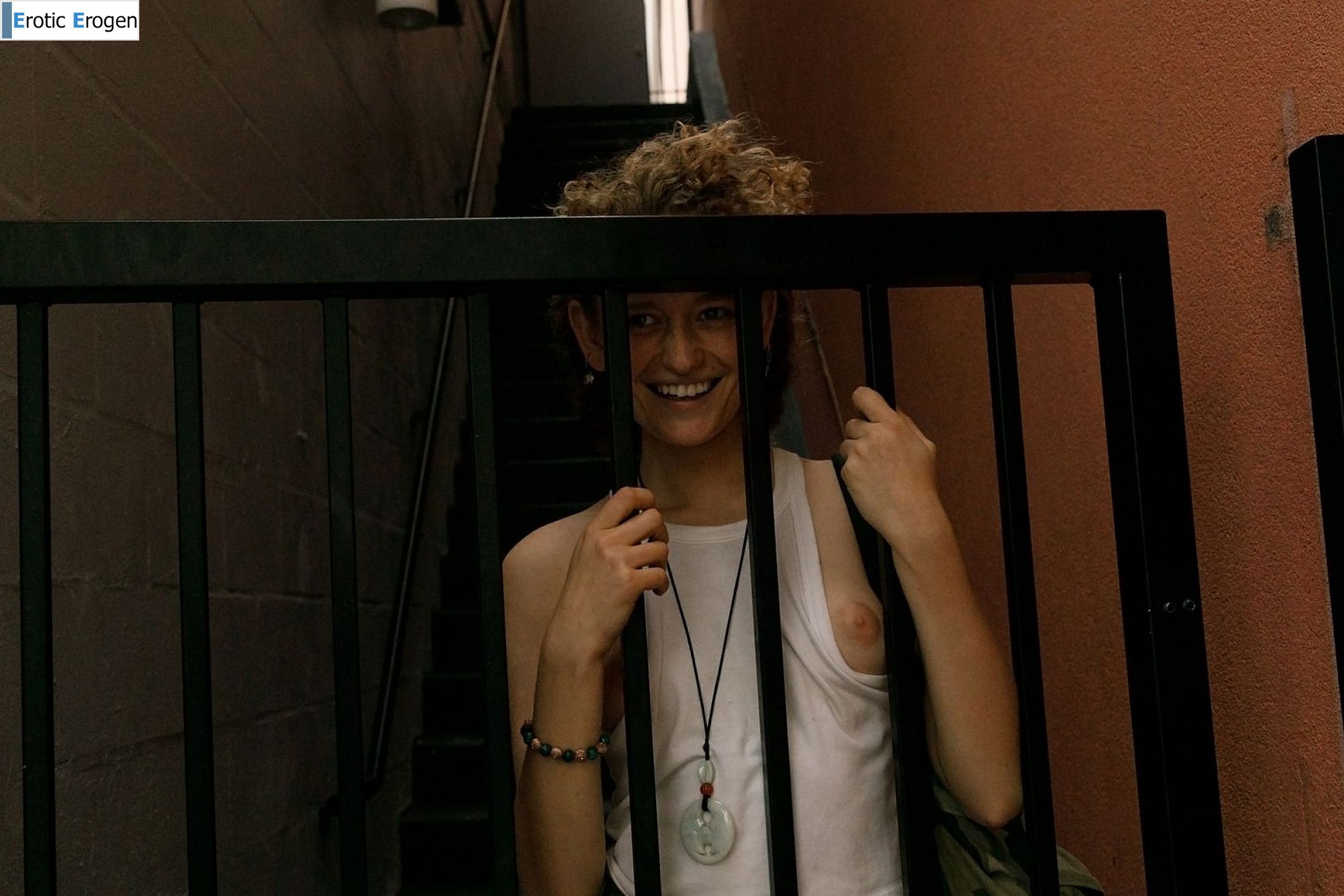 Debra Kenlow in Rare Bird Florida. Picture 17