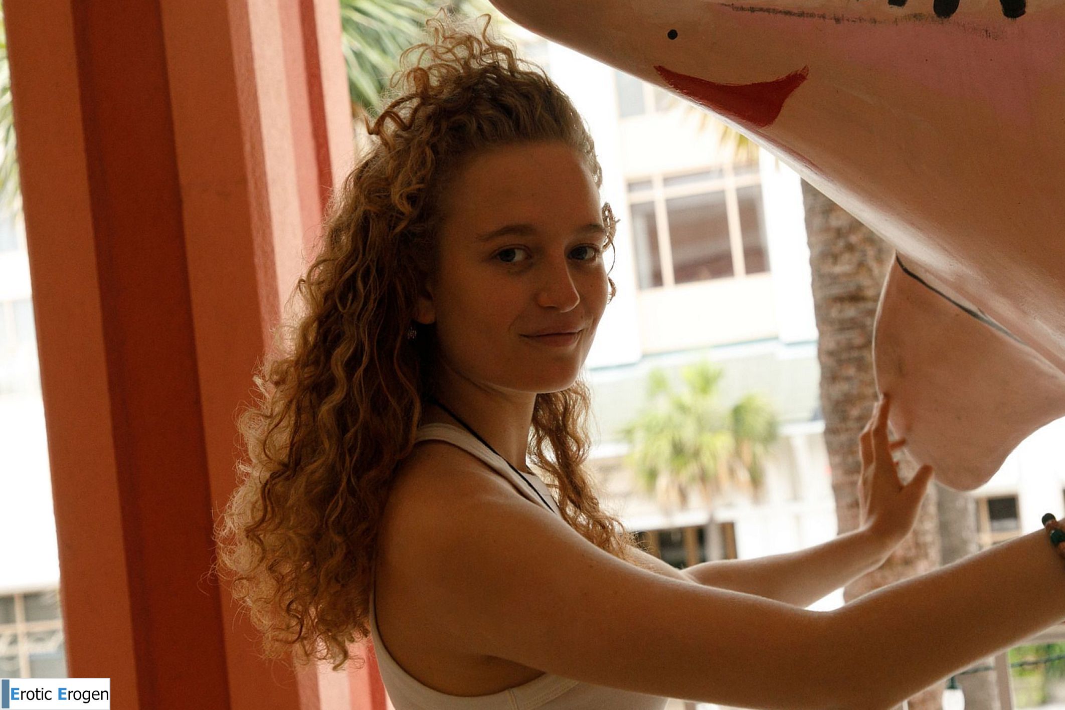 Debra Kenlow in Rare Bird Florida. Picture 43