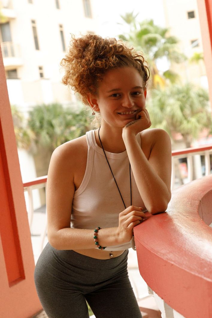 Debra Kenlow in Rare Bird Florida. Thumb 36