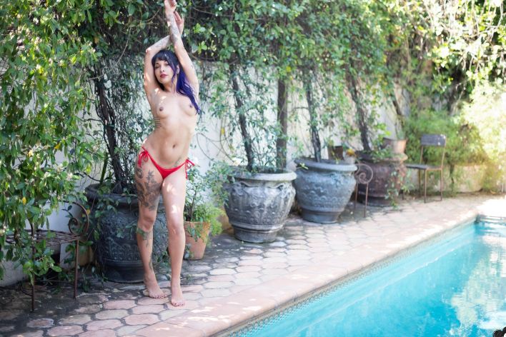 Callioppe in Little Red Bikini. Thumb 13