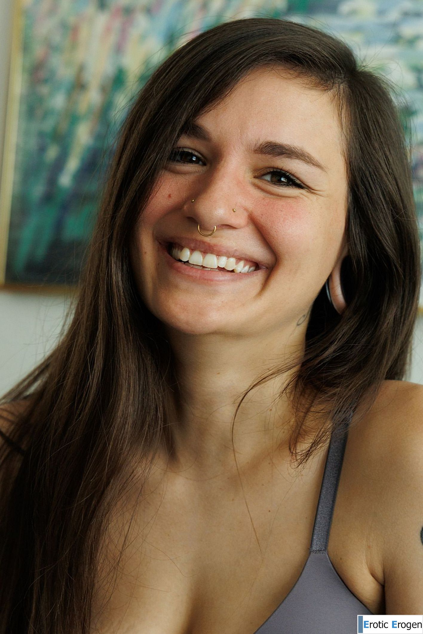 Luna Lovely in I Married A Pornstar. Picture 14