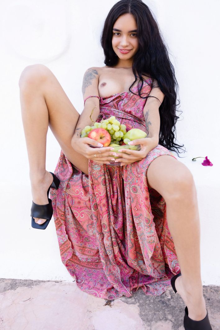 Dulce in Greek Dream. Thumb 10