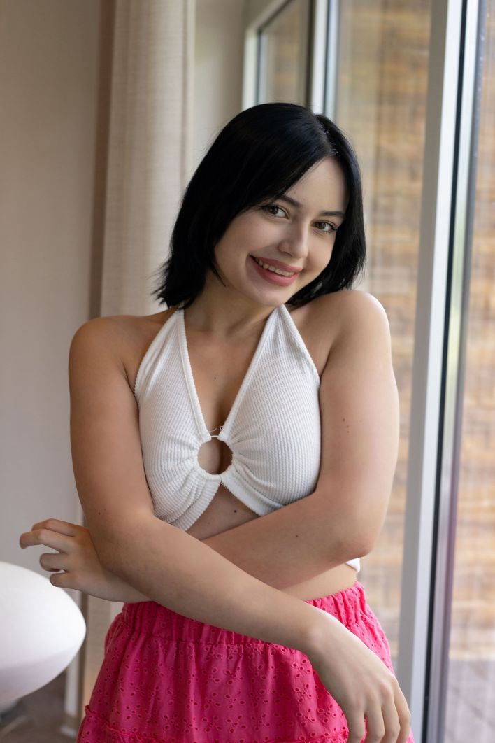 Baiba in Sassy Show. Thumb 2