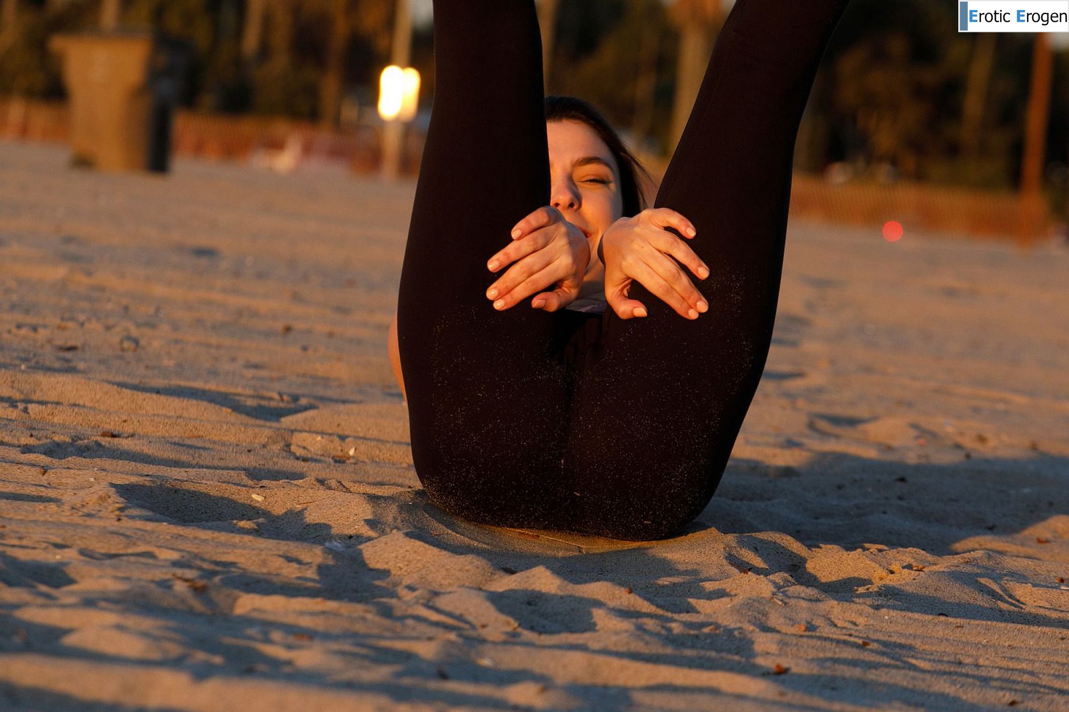 Melba Chastain in Hair Sand Curves. Picture 10