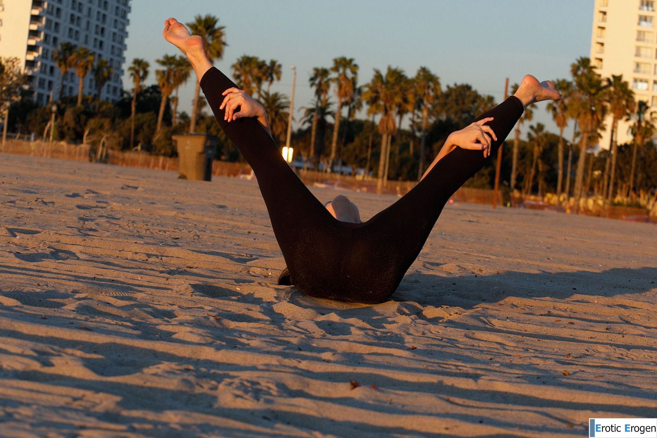 Melba Chastain in Hair Sand Curves. Picture 11