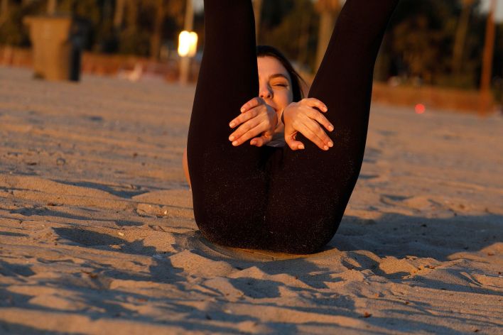 Melba Chastain in Hair Sand Curves. Thumb 10